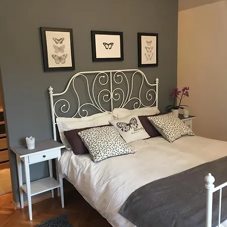 Juli's Place Appartement *